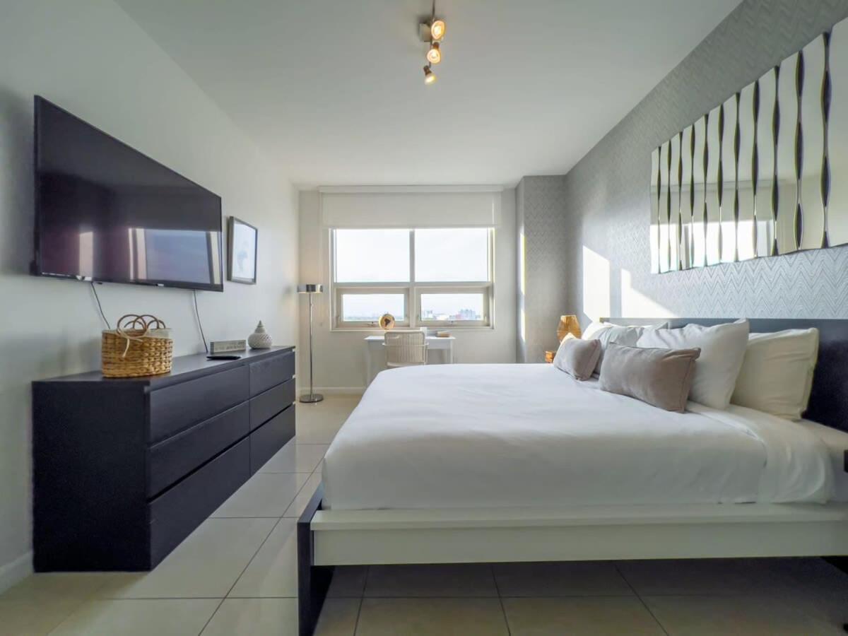 Palm Place Heart Of Miami With Parking Pool And Gym Экстерьер фото