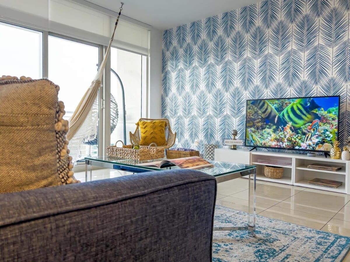 Palm Place Heart Of Miami With Parking Pool And Gym Экстерьер фото
