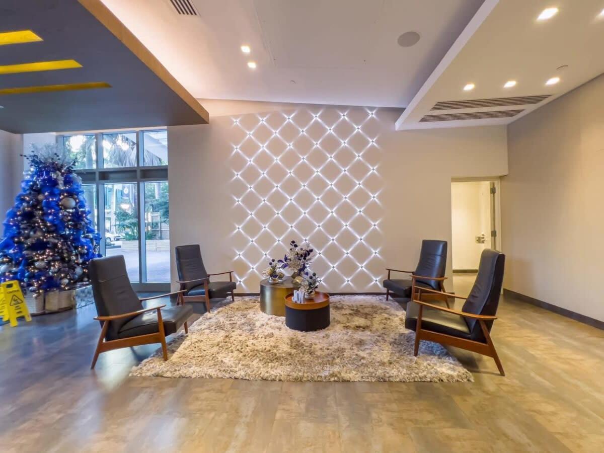 Palm Place Heart Of Miami With Parking Pool And Gym Экстерьер фото
